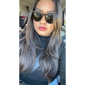 Meet your Posher, Marta